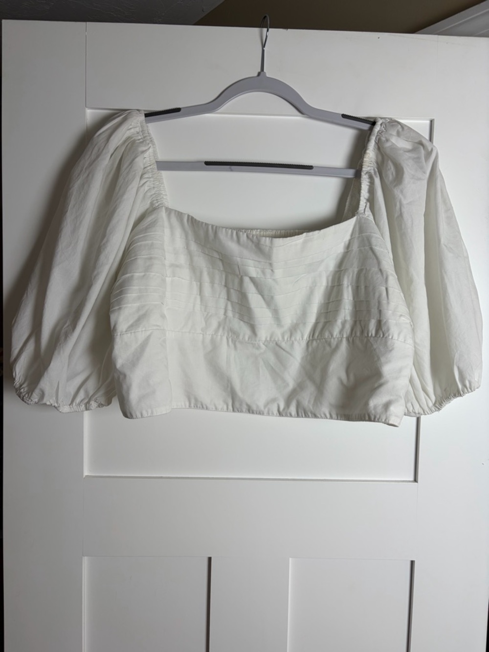 Abercrombie & Fitch White Puff Sleeve Cropped Blouse